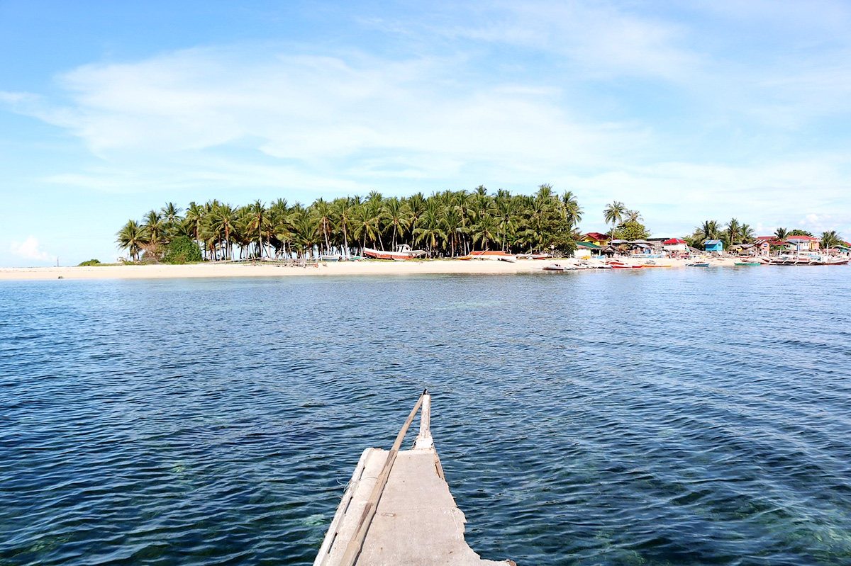 バゴンバヌア島　フィリピン