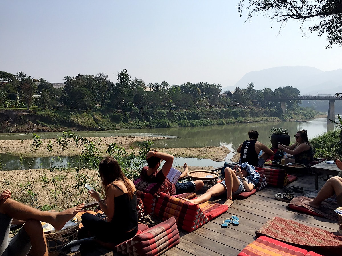 ユートピア　ラオス